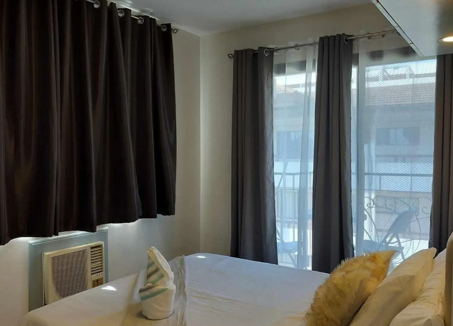 Cozy 2 Bedrooms One Oasis Fullyfurnished Back Sm Mall Ecoland Davao City 0*,